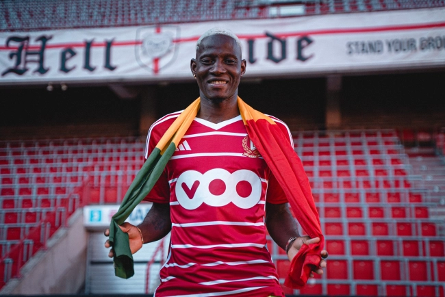 بریز و بپاش استقلال برای جنپو؛ آبی‌ها به دنبال پرداخت رضایت‌نامه ۱ میلیون یورویی!