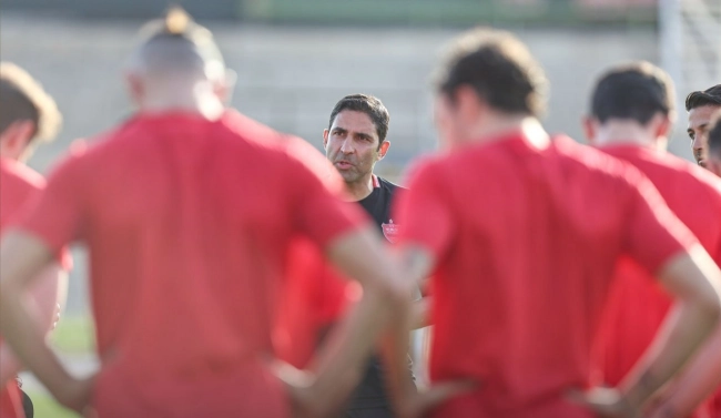 معضل سقف بودجه سرخپوشان؛ ۱۰ پرسپولیسی در خطر از دست دادن هفته اول لیگ