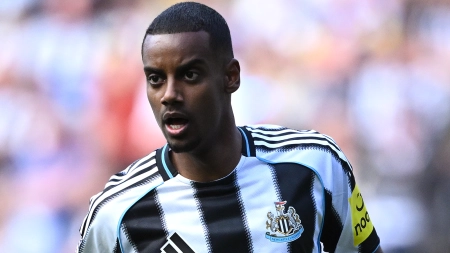 خشم نیوکاسل از ستاره یاغی؛ ایساک از لیست کلاغ‌ها خط خورد