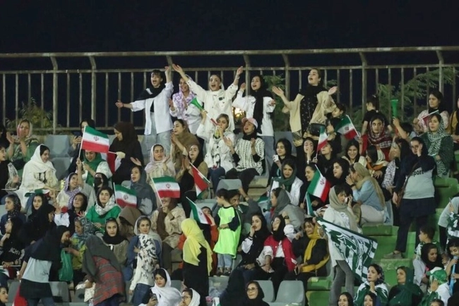 با حکم کمیته انضباطی؛ ورزشگاه تختی در تسخیر بانوان خیبری