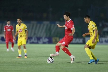 پیوس: پرسپولیس هنوز به زمان نیاز دارد؛ تساوی فجر حکم برد داشت