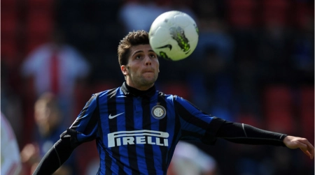 ستاره برزیلی سابق اینتر در رادار استقلال؛ دانیل بسا، یک گام تا آبی‌پوش شدن