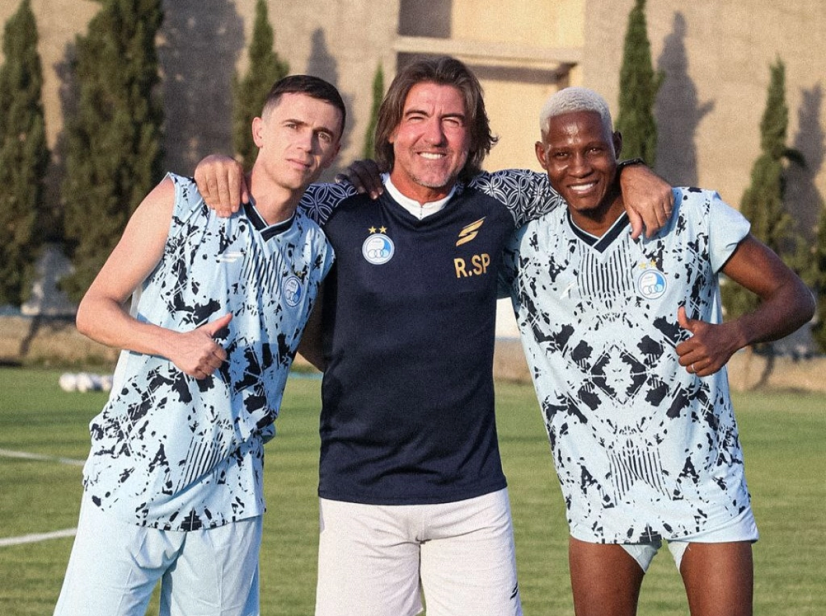 اولین تمرین آسانی و جنپو با پیراهن استقلال + عکس