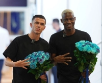 بمب‌های نقل‌وانتقالاتی استقلال در تهران؛ استقبال آبی‌ها از آسانی و جنپو + عکس