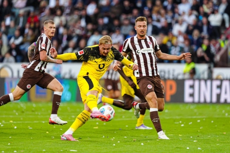 سن‌پائولی ۳-۳ دورتموند؛ نبردی که همه چیز داشت