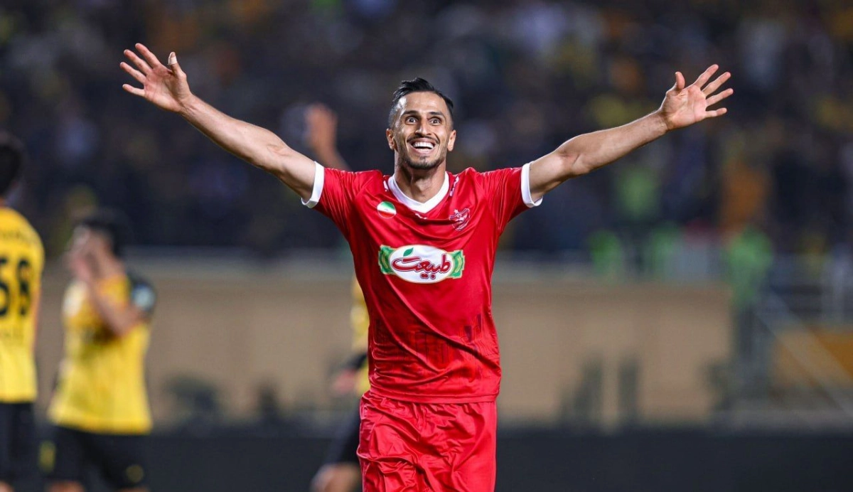 سپاهان ۰-۱ پرسپولیس؛ توپ برای محرم، پیروزی برای وحید