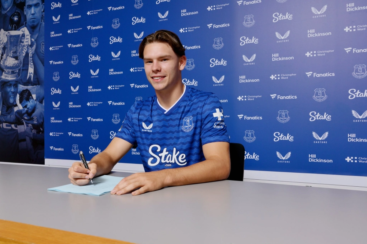 رسمی؛ اورتون استعداد بزرگ فوتبال انگلیس را صید کرد