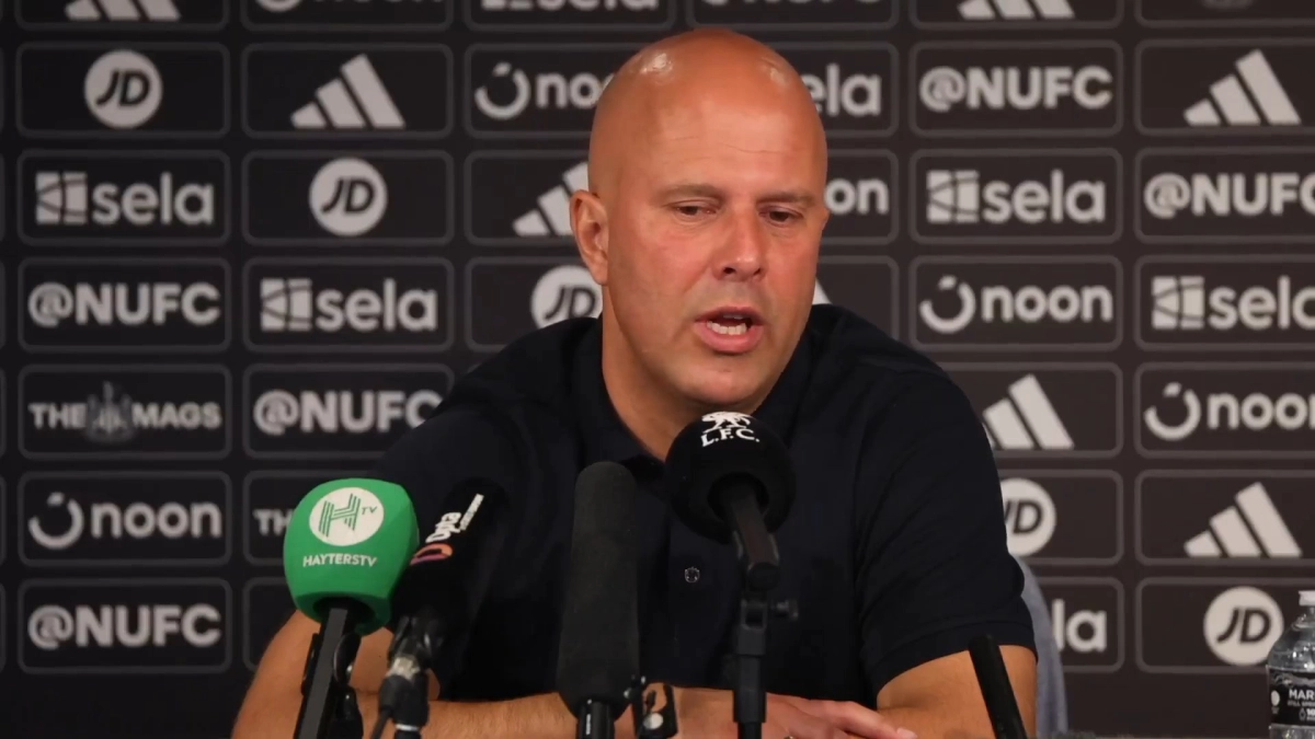 اسلوت: امروز یک فوتبال واقعی در زمین ندیدیم