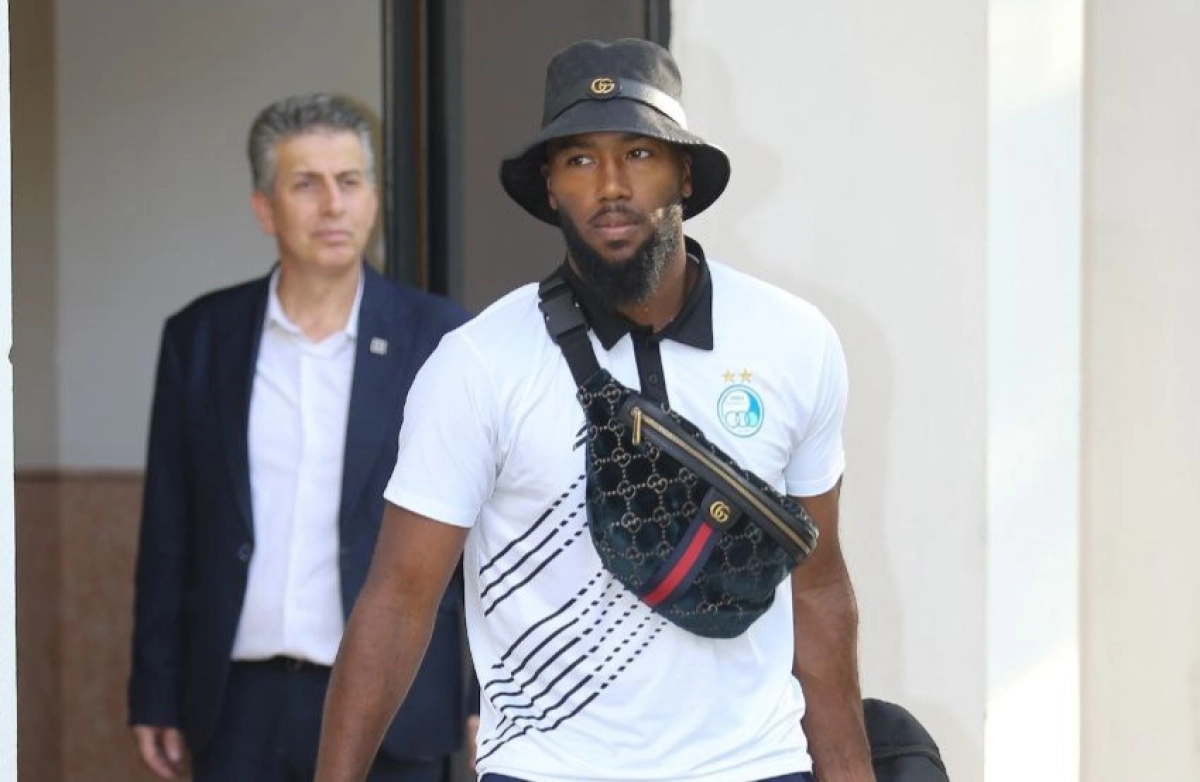 استوری مهاجم جدید آبی‌ها در آستانه دیدار با ذوب‌آهن + عکس