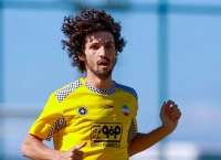 وحدت حنانوف در آستانه خروج از سپاهان؛ قربانی تقویت خط دفاعی