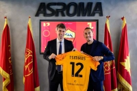 رسمی؛ رونمایی رم از مدافع سابق لیورپول