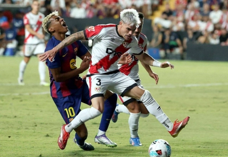 جنجال در لالیگا؛ پنالتی بارسلونا بدون VAR تأیید شد! + عکس