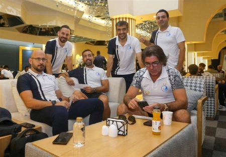 آبی‌پوشان در هوای گرم کیش؛ استقلال با نفرات ناقص راهی اردو شد