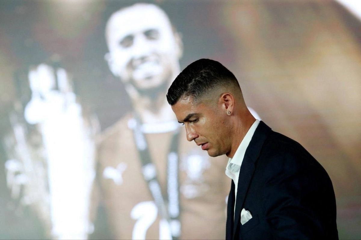 ادای احترام پرتغالی‌ها به دیوگو ژوتا؛ رونالدو در مراسم بزرگداشت حاضر شد + عکس