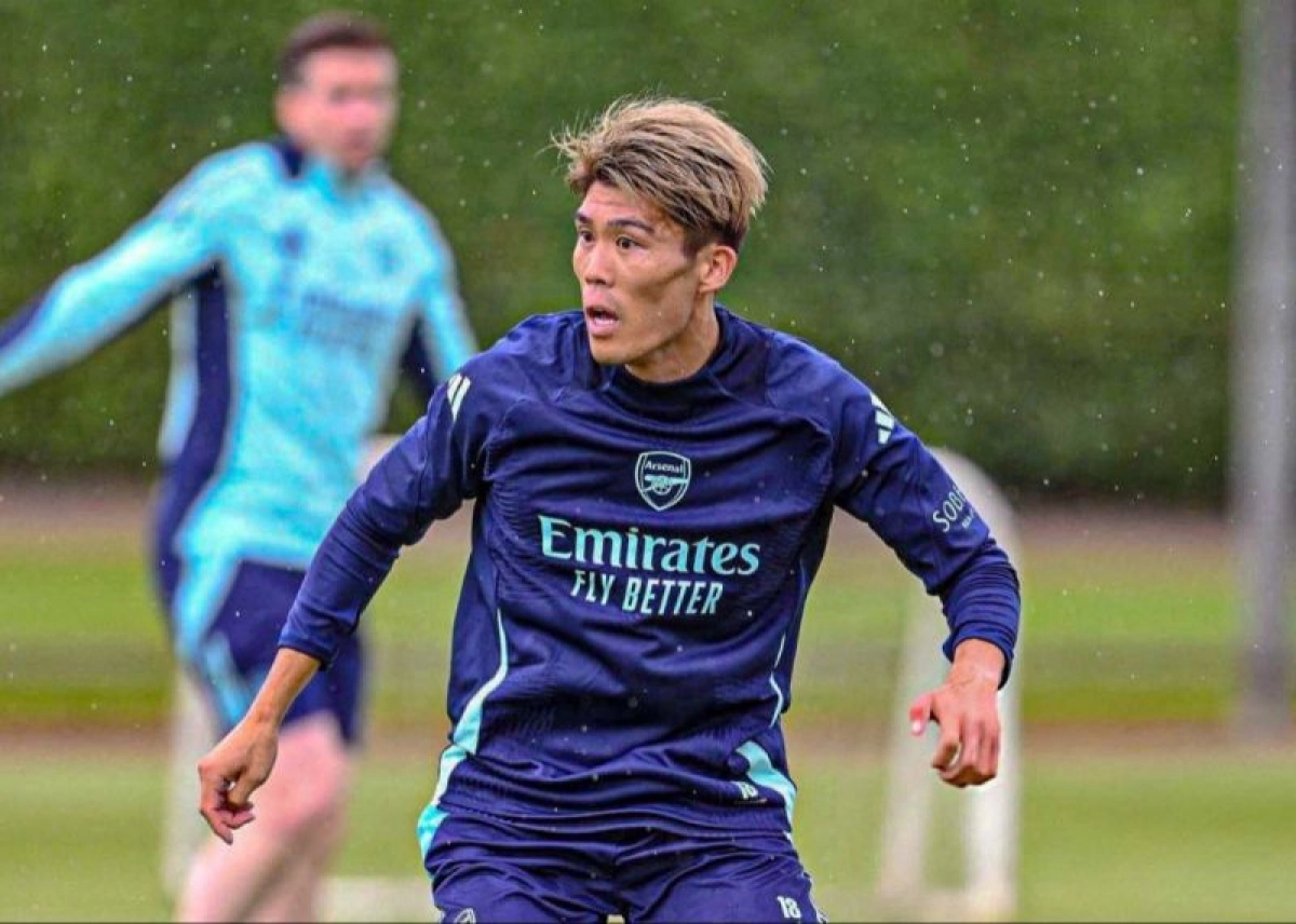 میلان به دنبال جذب تاکه‌هیرو تومیاسو؛ ستاره ژاپنی زیر ذره‌بین روسونری