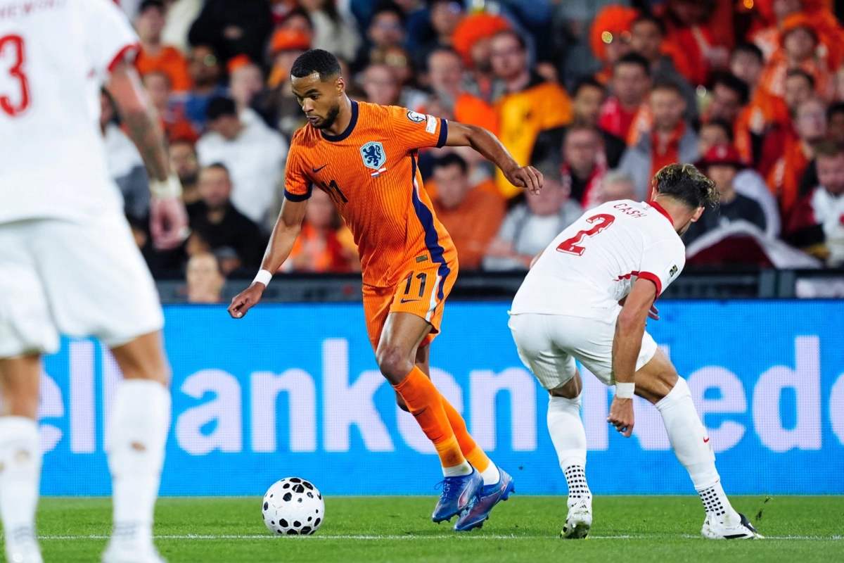 هلند ۱-۱ لهستان؛ سه امتیاز از دست تیم کومان پرید