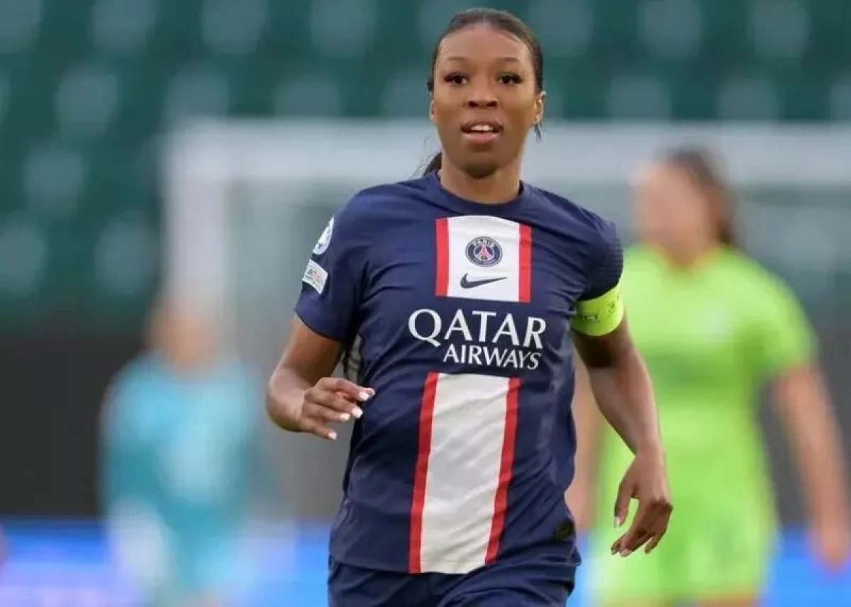 گریس ژئورو با انتقال تاریخی به لندن سیتی، رکورد فوتبال زنان را شکست