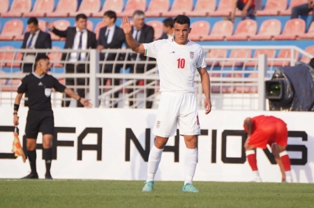 حسین‌زاده: با تمام وجود بازی می‌کنیم