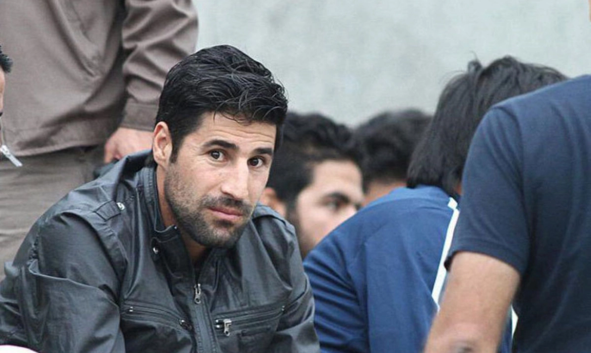 واکنش بیک‌زاده بعد از شکست در دربی جوانان: استعفا نمی‌دهم!