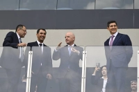 رئیس فیفا مدال نایب قهرمانی را به تیم ملی ایران اهدا کرد