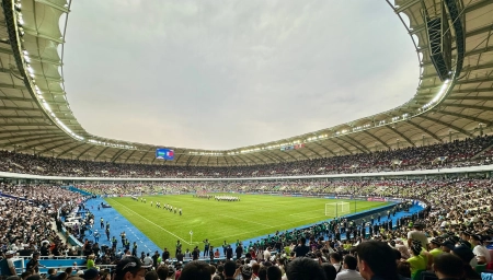 کافا ۲۰۲۵؛ میزبانی عجیب ازبک‌ها با نیمکت‌هایی بدون سقف! + عکس‌