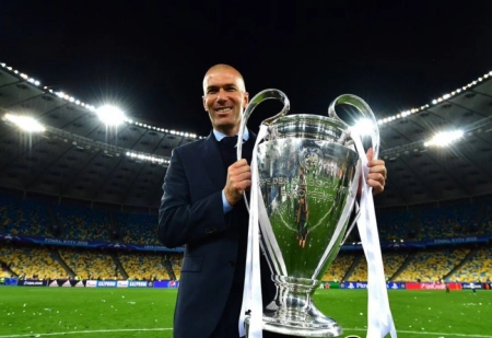 زیدان آماده نشستن روی نیمکت فرانسه