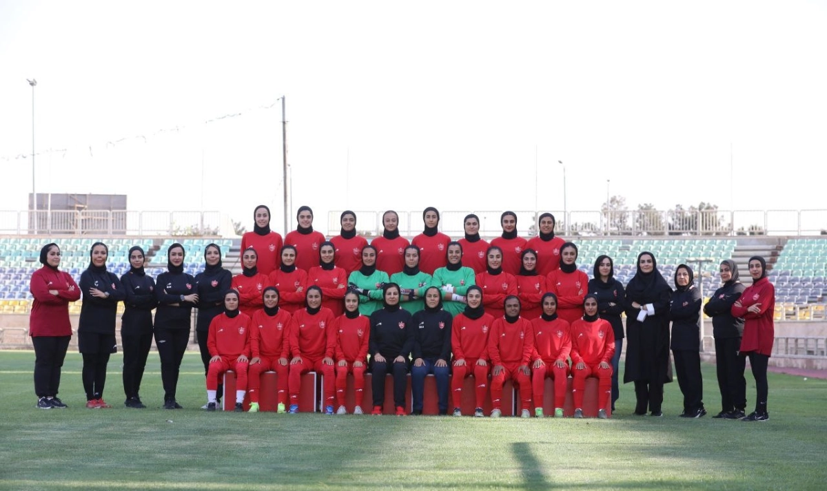 معرفی کادرفنی تیم فوتبال زنان با سرمربیگری مریم آزمون