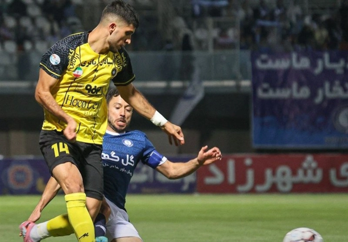 گل‌گهر سیرجان ۱-۱ سپاهان؛ طلایی‌پوشان همچنان در حسرت پیروزی