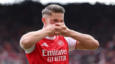 بی‌توجه به انتقادات؛ یوکرش عاشق گلزنی در امارات