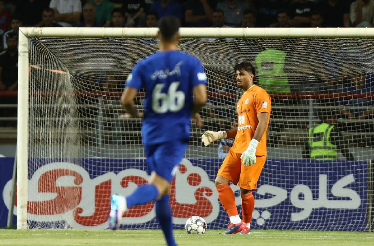 قرارداد ۳۰۰ میلیونی، عملکرد میلیاردی