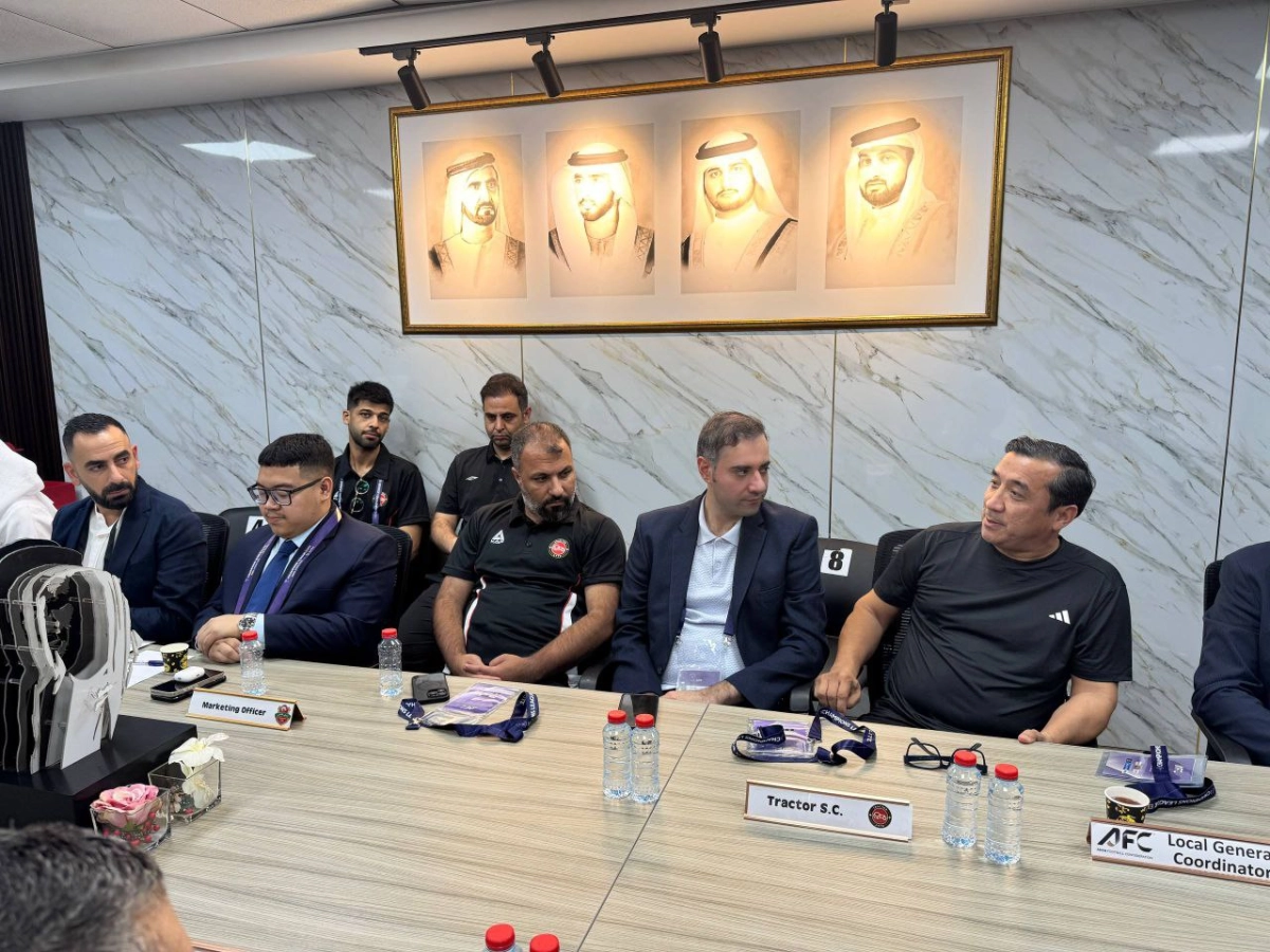 تراکتور با لباس قرمز به مصاف شباب الاهلی می‌رود + عکس