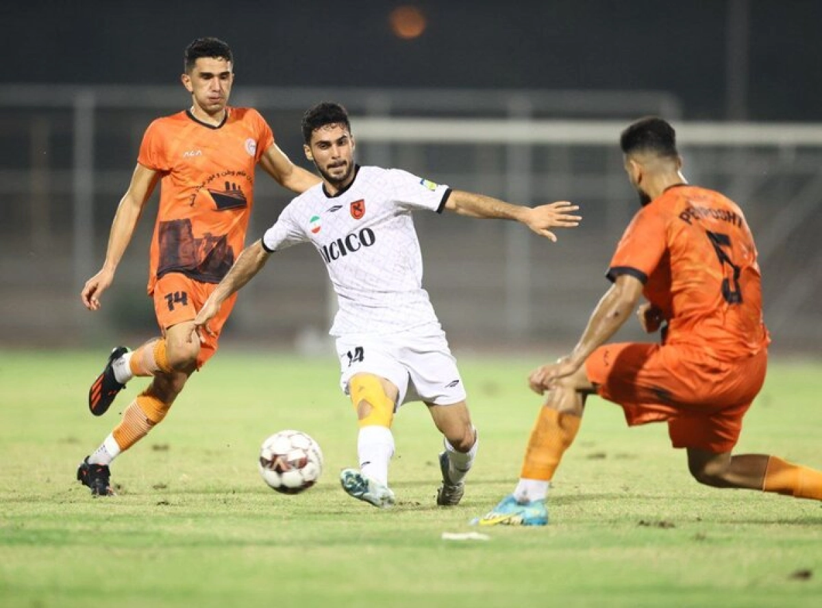 پایان هفته چهارم لیگ دسته یک؛ نساجی و فرد البرز در تعقیب هوادار