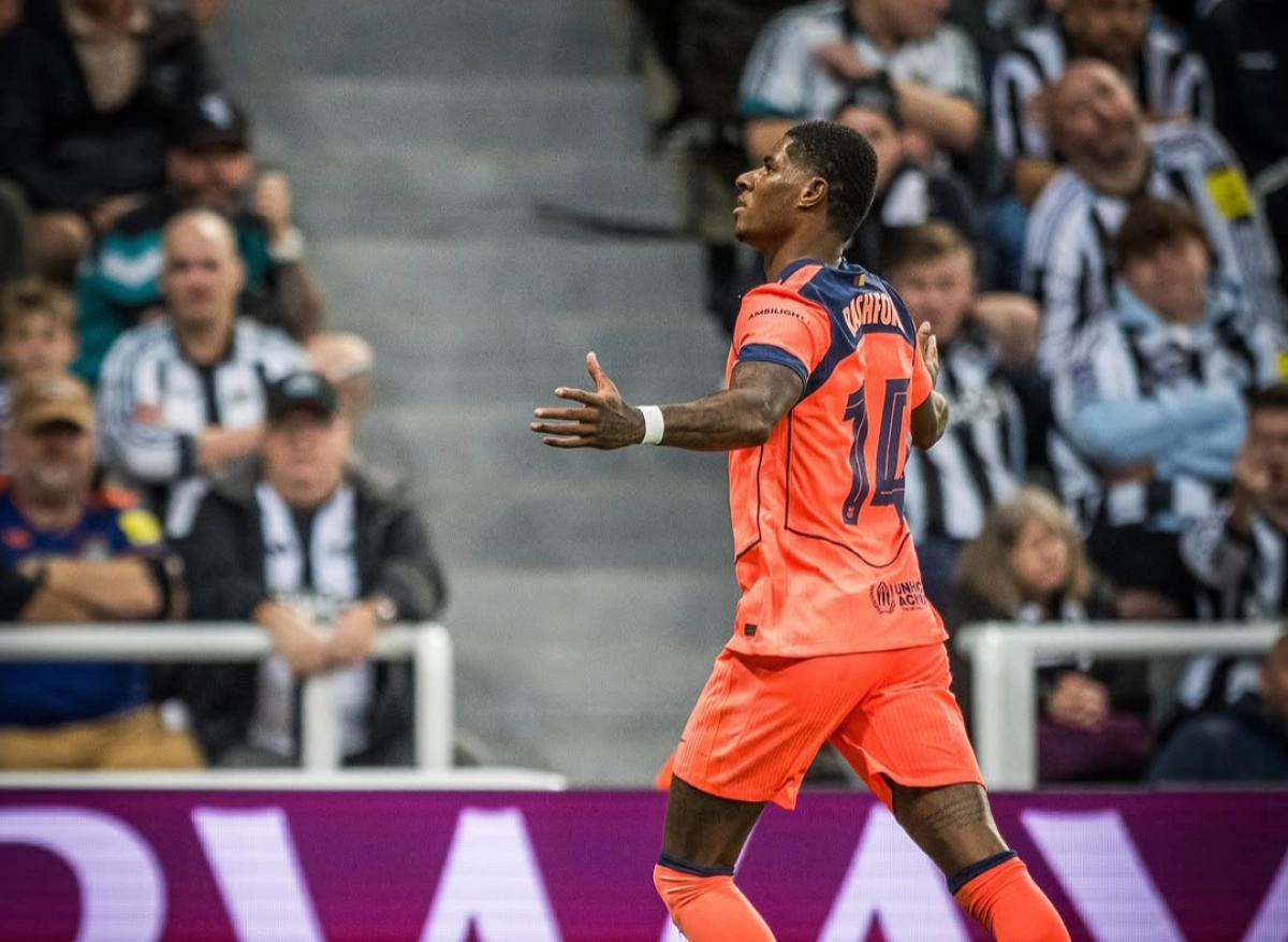 بارسا، رشفورد را در انتظار گذاشت؛ آینده مبهم ستاره انگلیسی