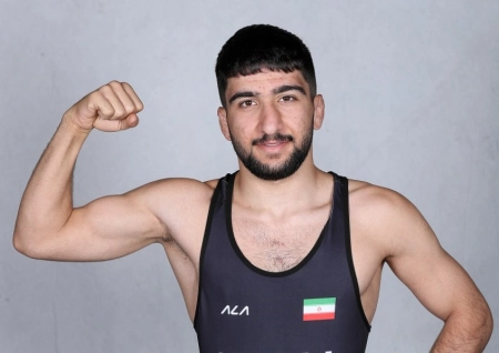 کسی جلودار احمدی نیست؛ پیروزی خیره‌کننده بر قهرمان ۴ دوره جهان