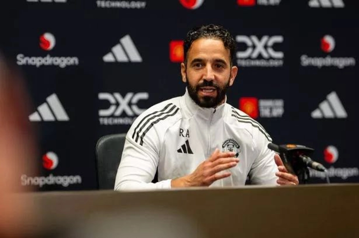 آموریم: منچستریونایتد پرفشارترین باشگاه در جهان است