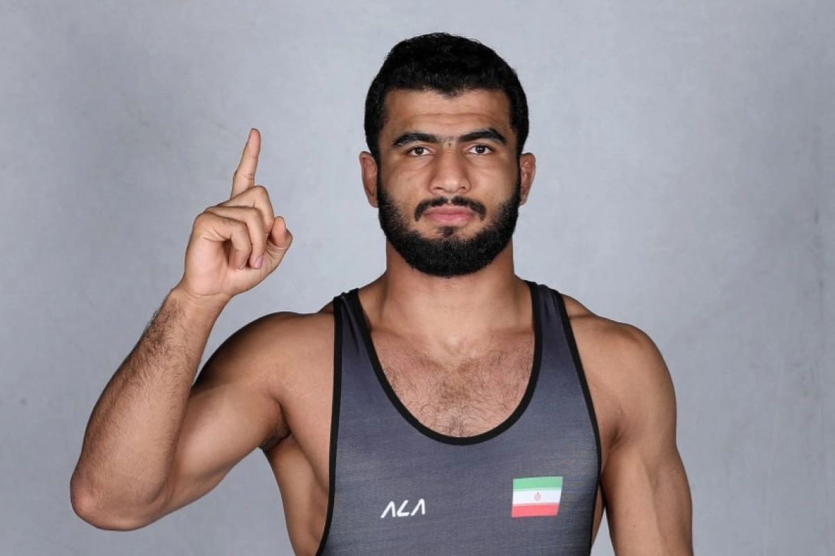 کشتی قهرمانی جهان؛ مهمدی مقتدرانه راهی فینال شد