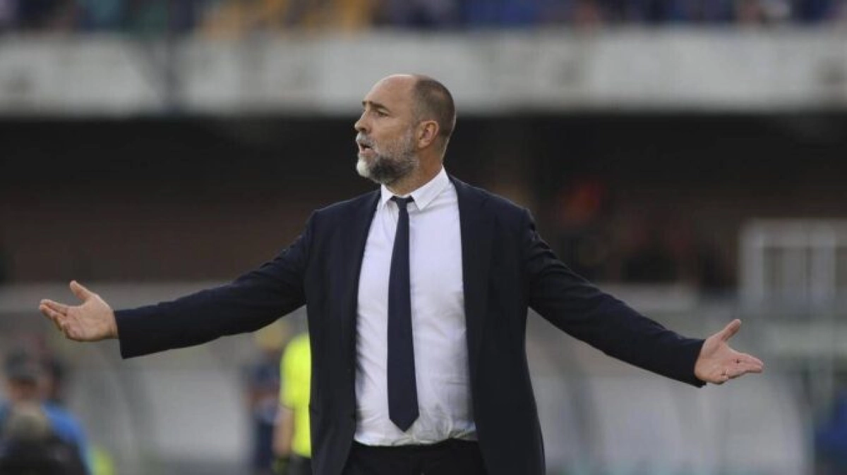 سرمربی بانوی پیر به سیم آخر زد: این داوری یک رسوایی بود!