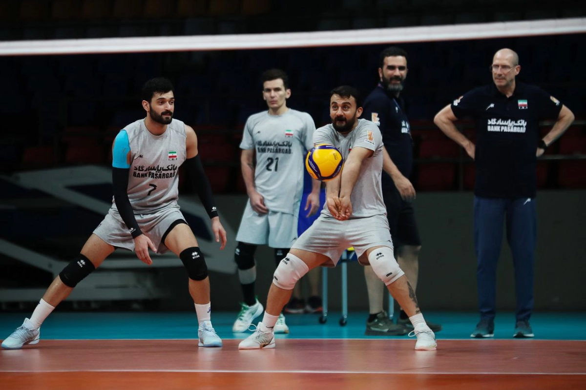 پوستر بازی والیبال ایران و صربستان با الهام از بازی رایانه‌ای معروف! + عکس