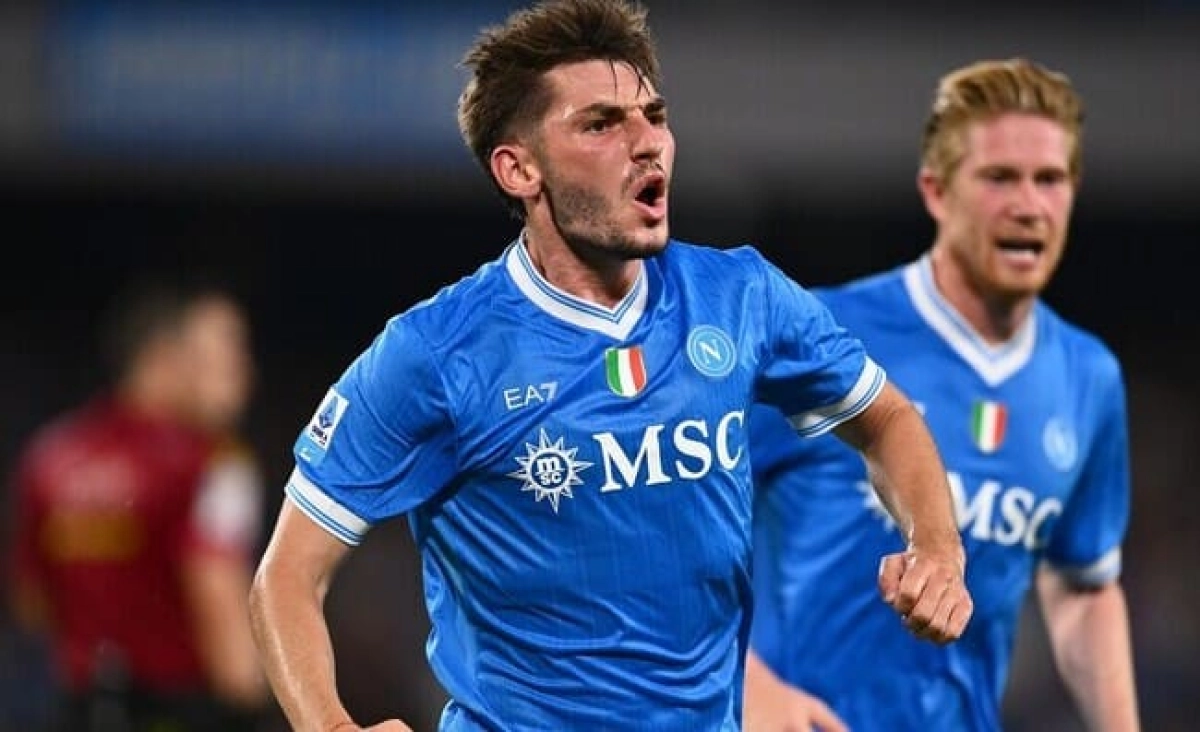 ناپولی ۳-۲ پیزا؛ پارتنوپی بیخیال صدر نمی‌شود