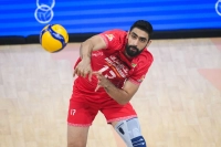 حاجی‌پور: نوسانات تیم ملی والیبال ایران از کم‌تجربگی است