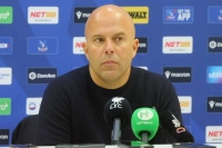 اسلوت: باید در پرتاب اوت بهتر دفاع می‌کردیم