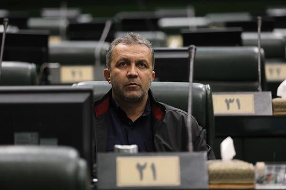 رئیس فراکسیون ورزش خبر داد؛ حمایت مجلس از سرخابی‌ها و تیم ملی