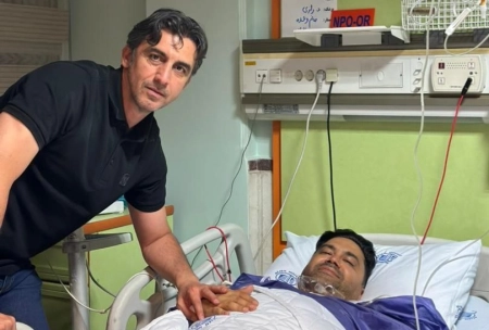 عیادت رحمتی و بازیکنان چادرملو از سعید اخباری