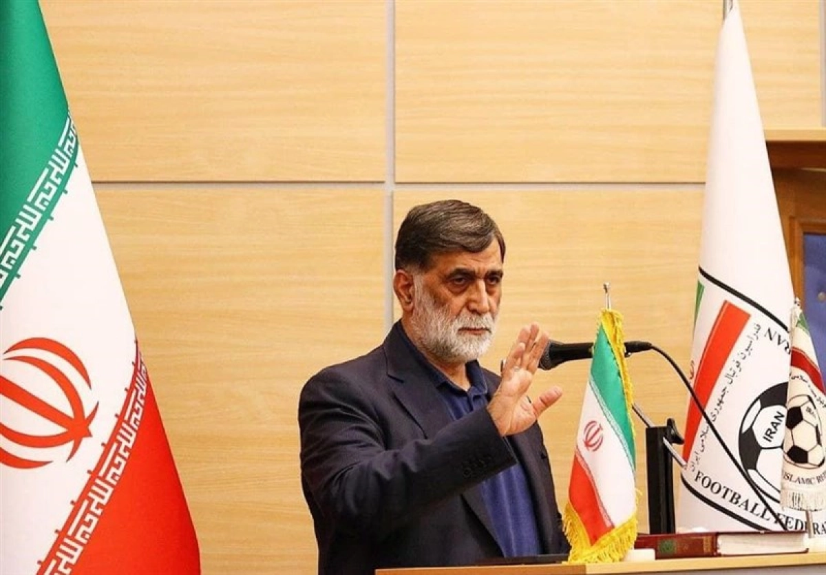 آجرلو: جمهوری اسلامی باید پرچمدار فشار دیپلماتیک فوتبالی علیه اسرائیل باشد