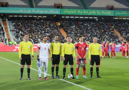 پوستر جالب روس‌ها برای مصاف با ایران + عکس