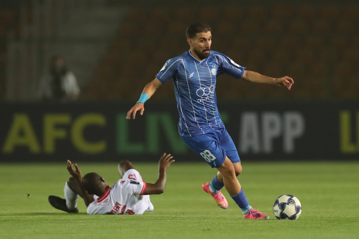 داوران عمانی دیدار استقلال و الوحدات را قضاوت می‌کنند