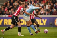 پادشاهی هالند در لندن؛ این ماشین متوقف نمی‌شود