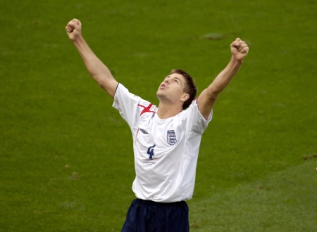 جرارد راز ناکامی نسل طلایی انگلیس را فاش کرد؛ بازندگانی خودشیفته!