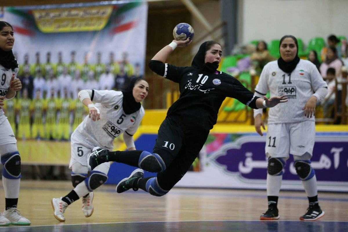 با شکست هندبال زنان؛ پایان نوار پیروزی‌های متوالی تیم‌های استقلال