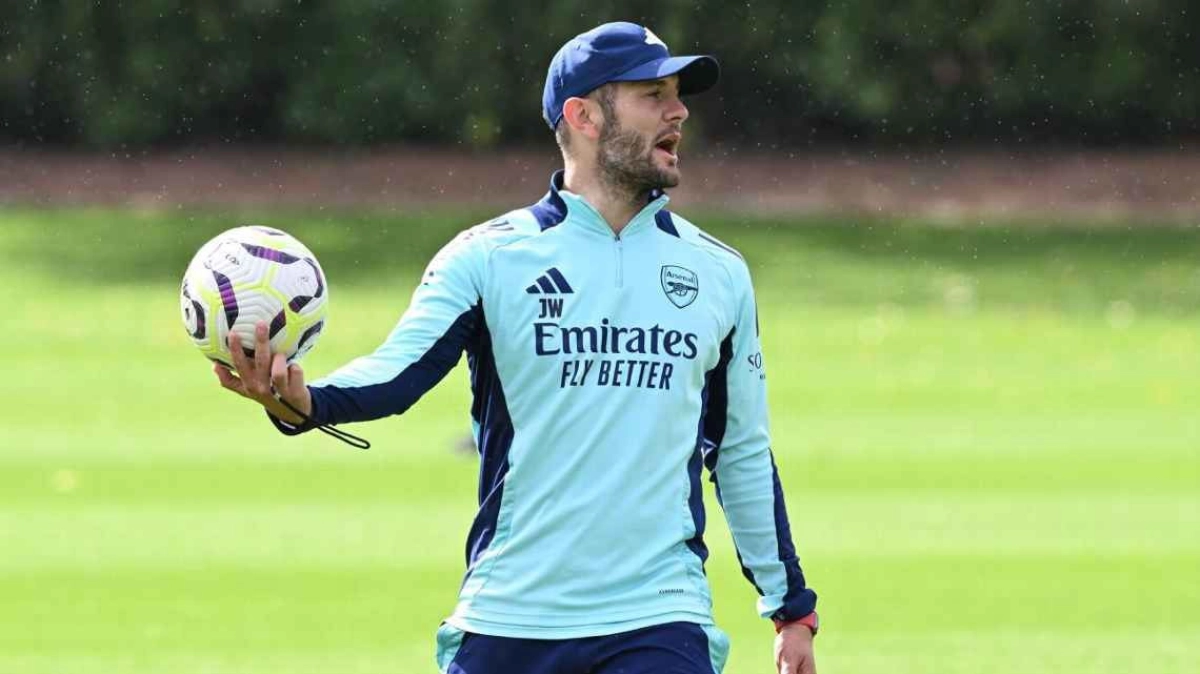 جک ویلشر، ستاره پیشین آرسنال، هدایت لوتون تاون را بر عهده گرفت